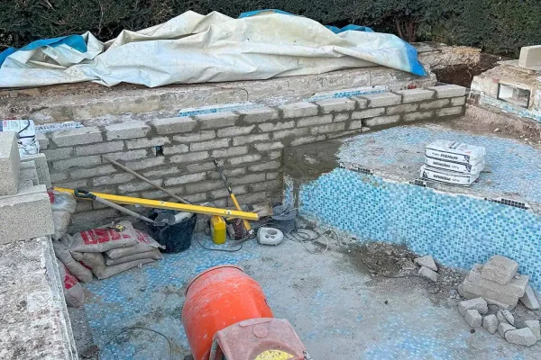 Hever Castle Swimming Pool Refurbishing Construction Hever Castle Swimming Pool Refurbishing Construction